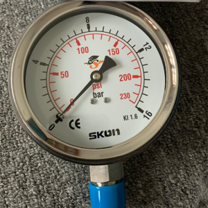 Đồng hồ đo áp suất Skon Model 321.23.322